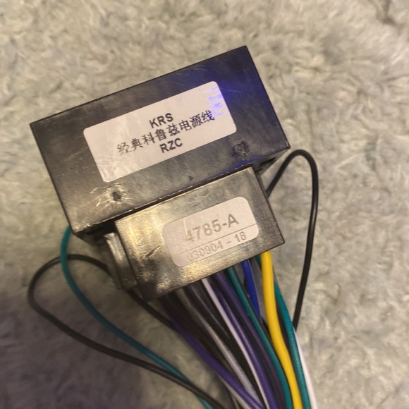 NEW GM-RZ-09 GM Stereo bypass adapter brand new Never used - Picture 7 of 12